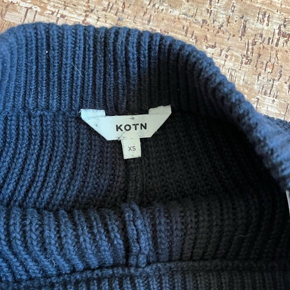 KOTN Fine Knit Shorts - Picture 3 of 4